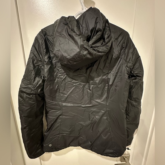 Reversible puff lululemon jacket. - Picture 2 of 3